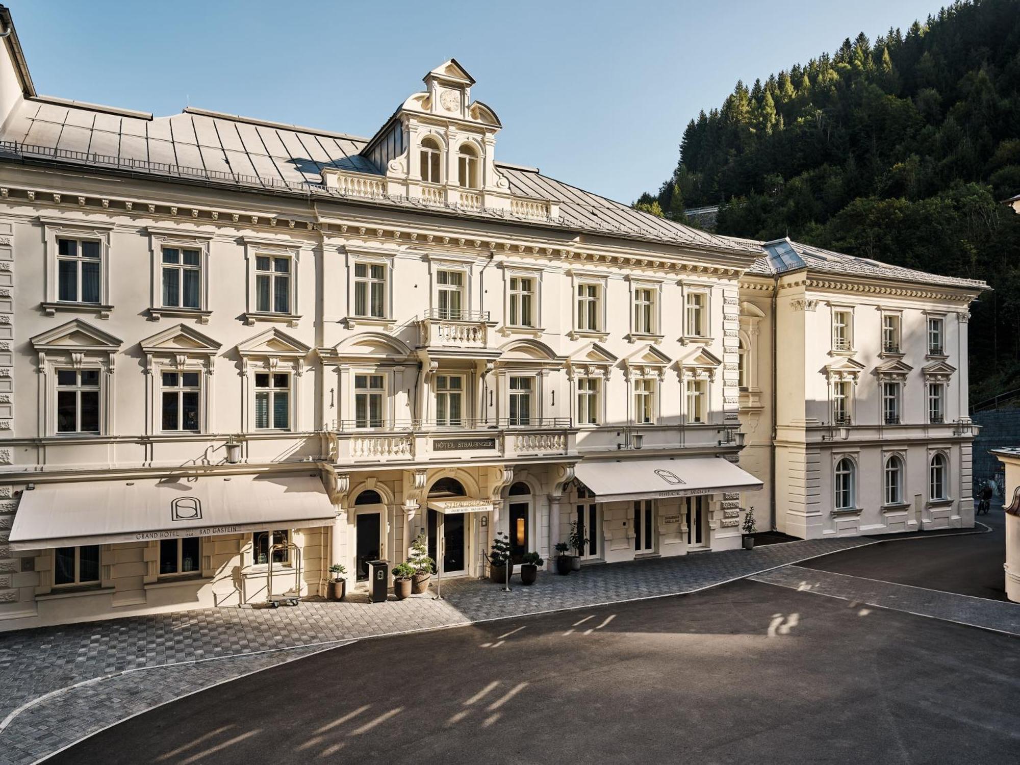 A-Rosa Collection Straubinger Grand Hotel Бадгаштейн Экстерьер фото