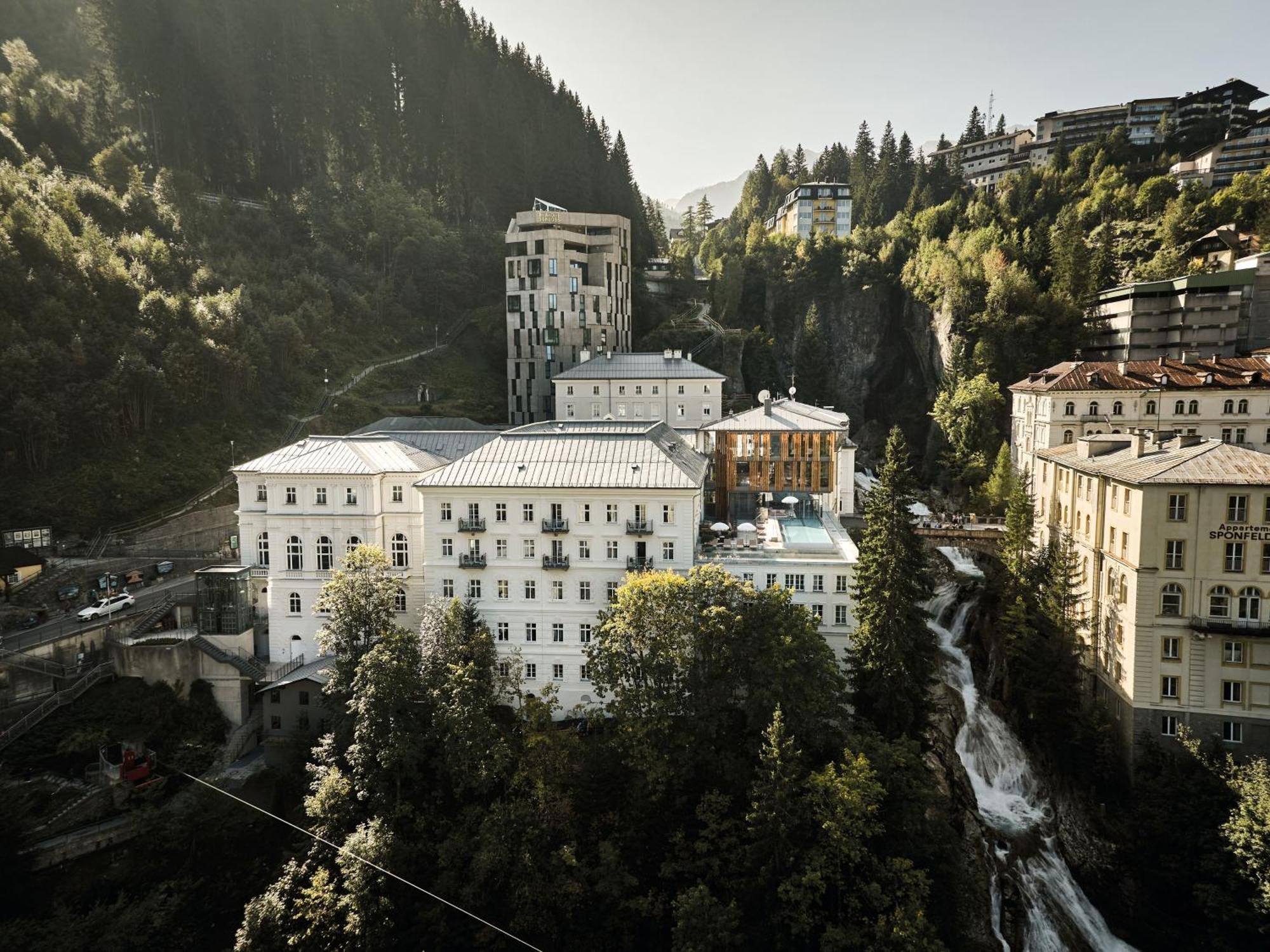 A-Rosa Collection Straubinger Grand Hotel Бадгаштейн Экстерьер фото